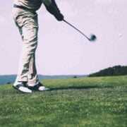 Descubre los mejores destinos y consejos para jugar al golf