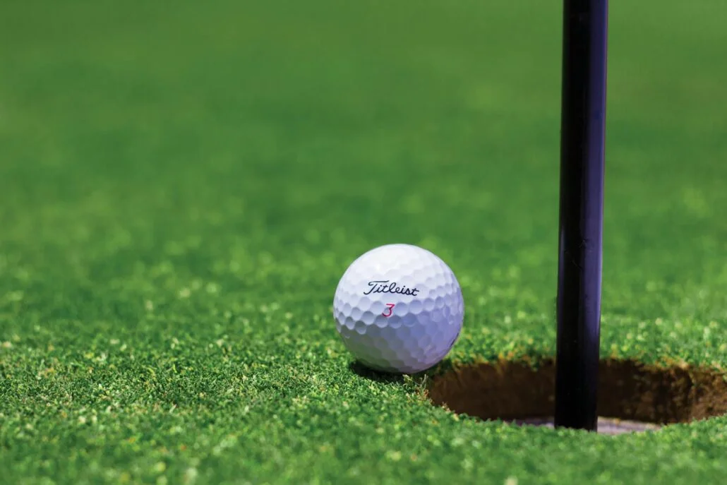 Descubre los mejores consejos y técnicas de golf para jugadores profesionales