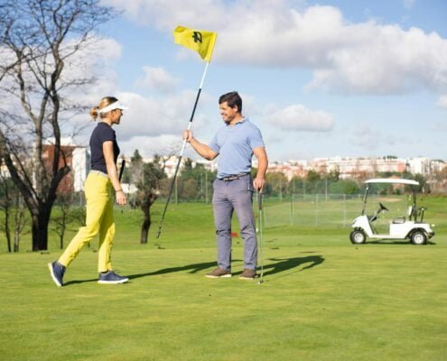 Descubre Todo lo que Necesitas Saber Si Quieres Jugar al Golf